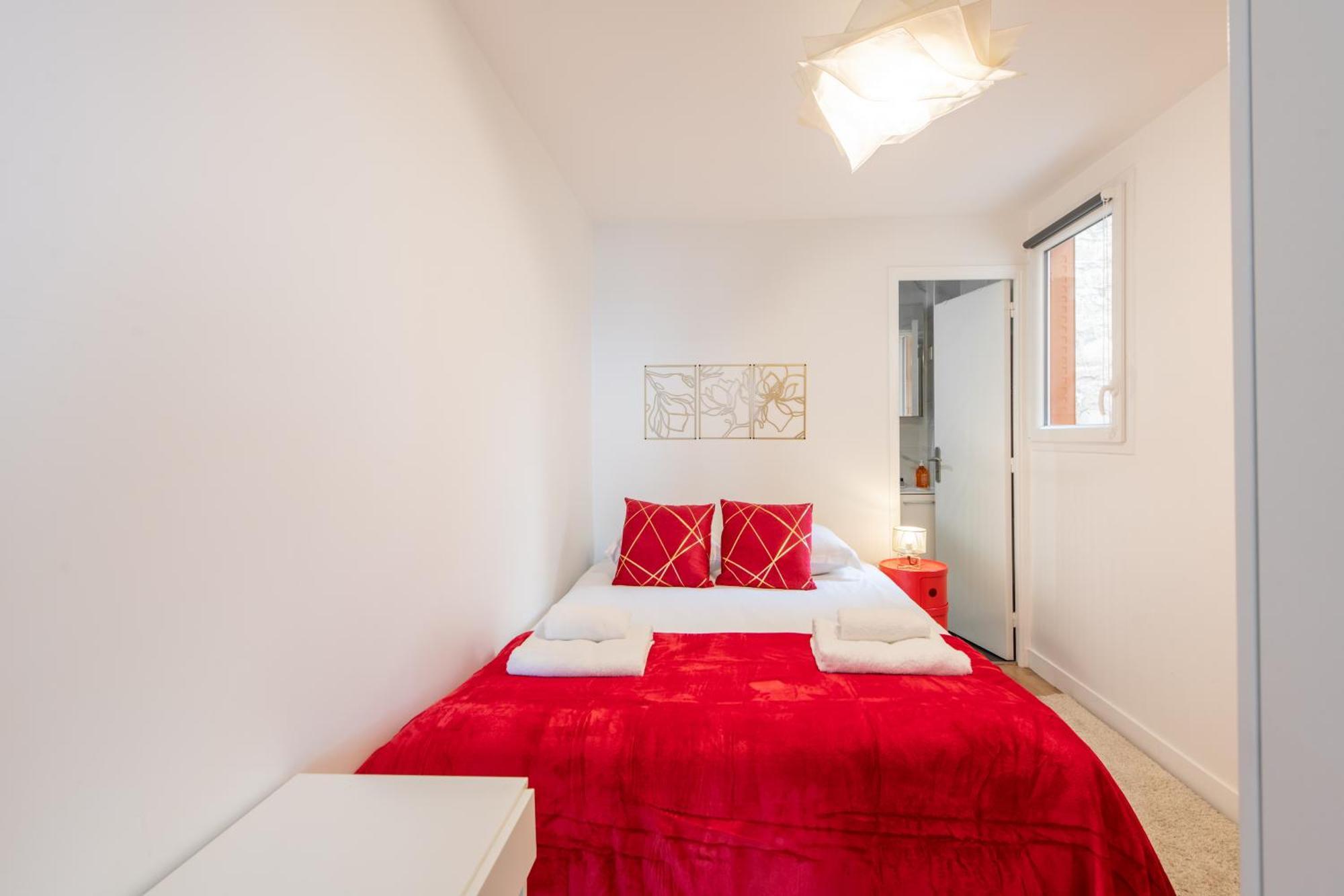 Spacious And Bright 2-Bedroom Large Apartment Very Close To Paris - Near Metro Boulogne-Billancourt Extérieur photo