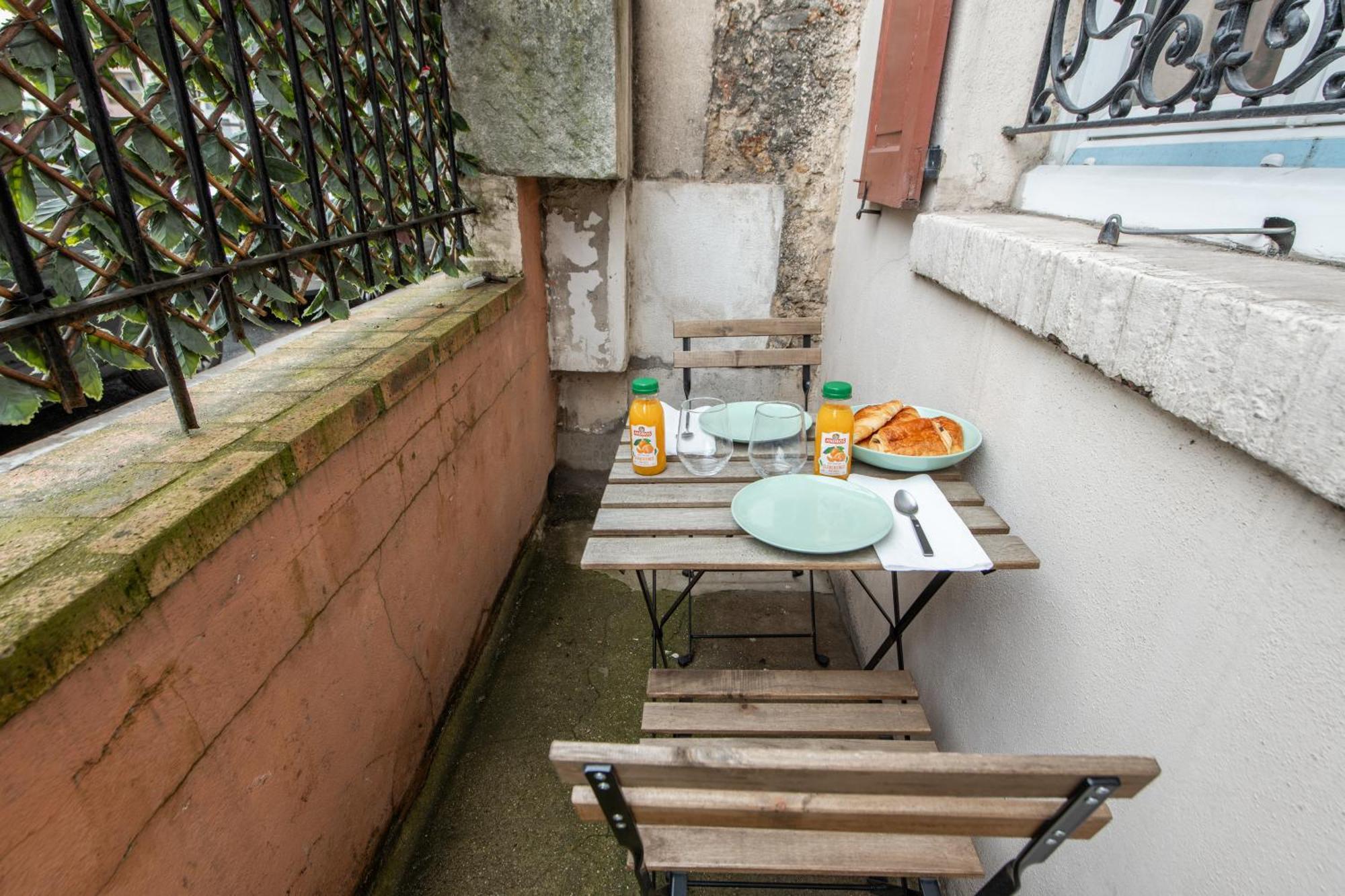 Spacious And Bright 2-Bedroom Large Apartment Very Close To Paris - Near Metro Boulogne-Billancourt Extérieur photo